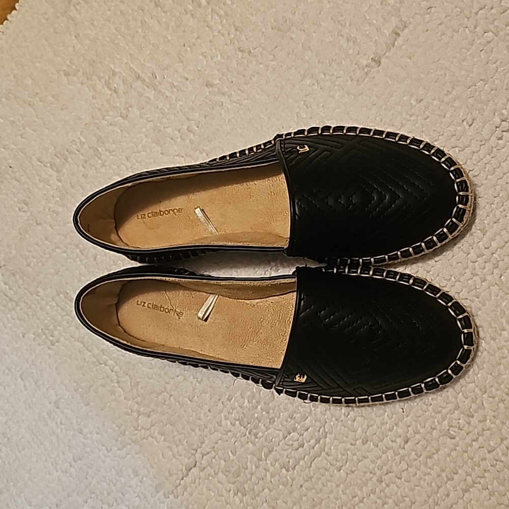 Liz Claiborne  NWOT , Never worn Woman's shoes size 7.5.